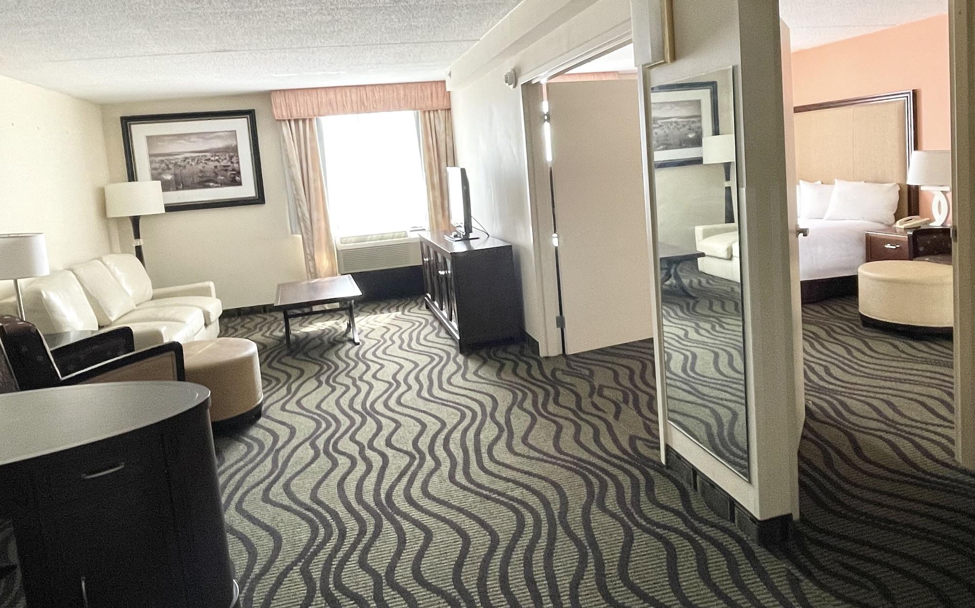 Fairbridge Hotel Cleveland East Wickliffe Bagian luar foto