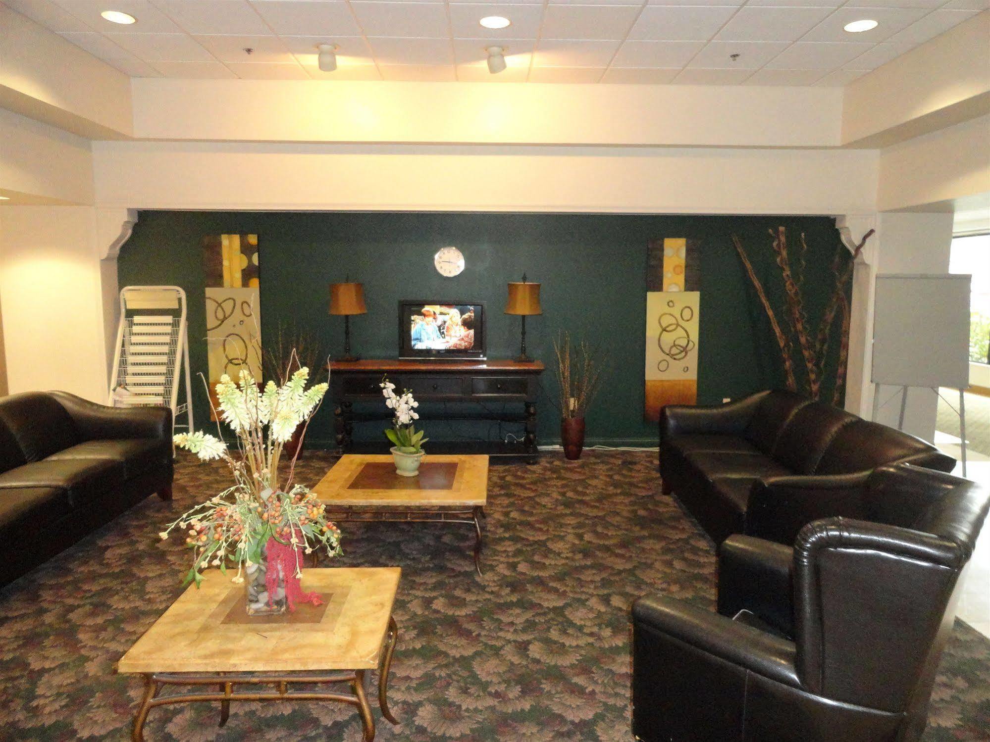 Fairbridge Hotel Cleveland East Wickliffe Bagian luar foto