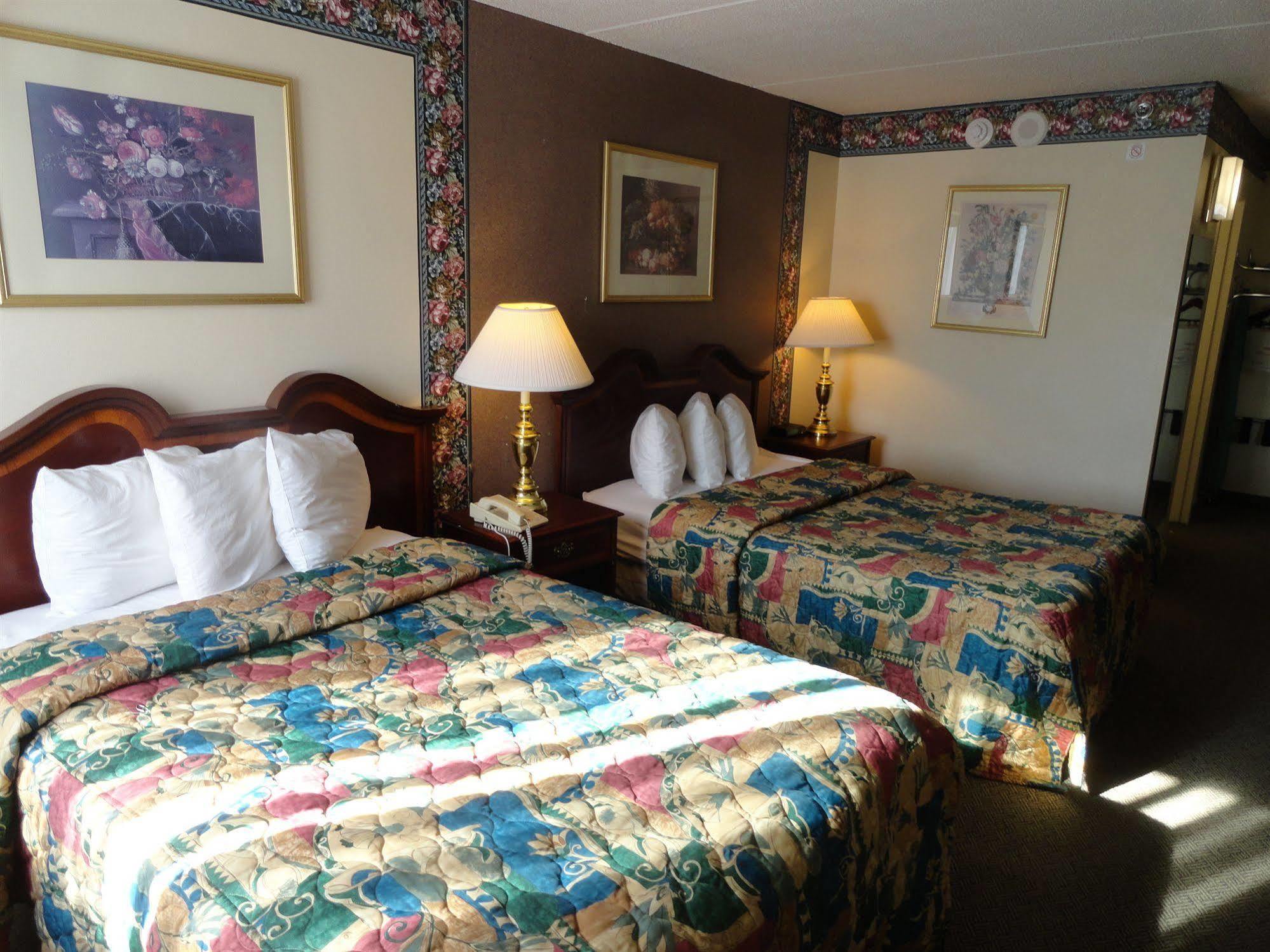 Fairbridge Hotel Cleveland East Wickliffe Bagian luar foto